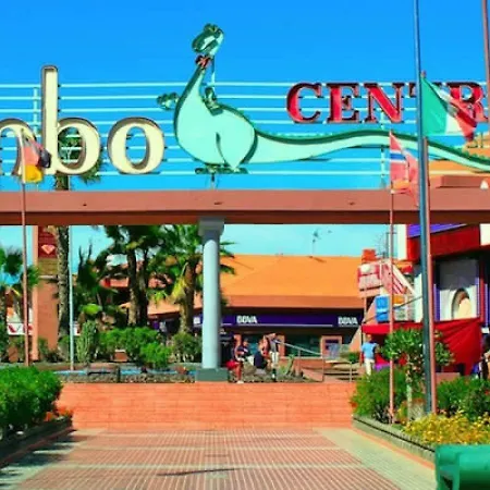 Masvacation Duna Exerlsior 3room,pool アパート